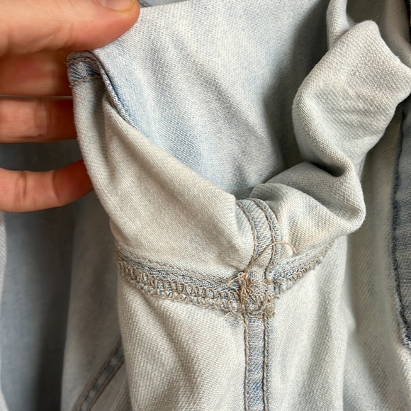 Gap Light Wash Denim Jacket - Picture 8 of 8